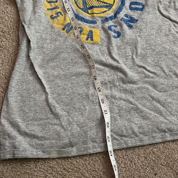 “Gildan- Warriors Champions Shirt” - Picture 3 of 7